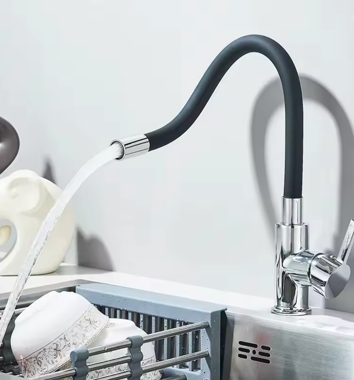 Antiqle Kensington Küchenarmatur – Flexibler Auslauf, 360° drehbar, Schwarz